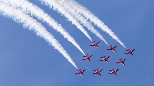 Red Arrows display